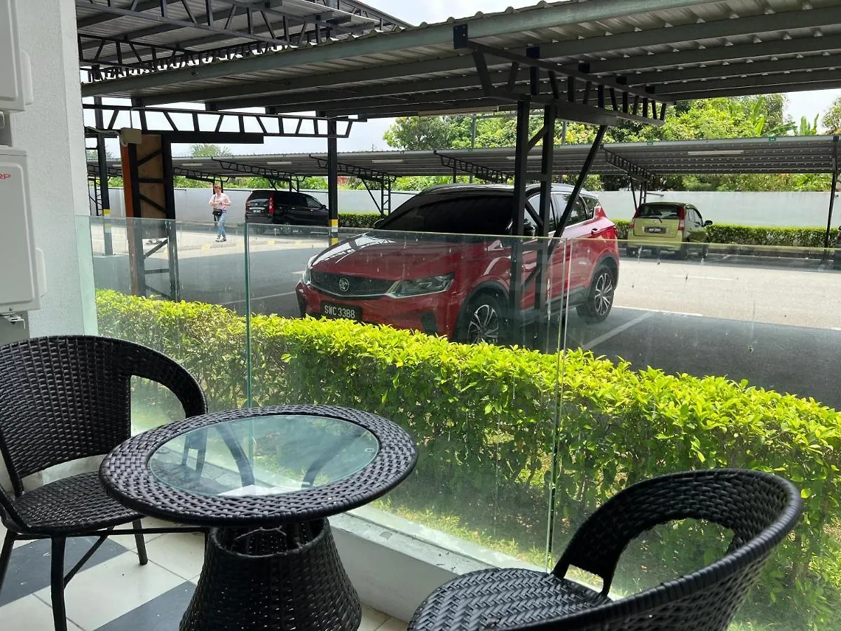 Cozy Homestay Ipoh 12 Pax At Station 18 Apartment